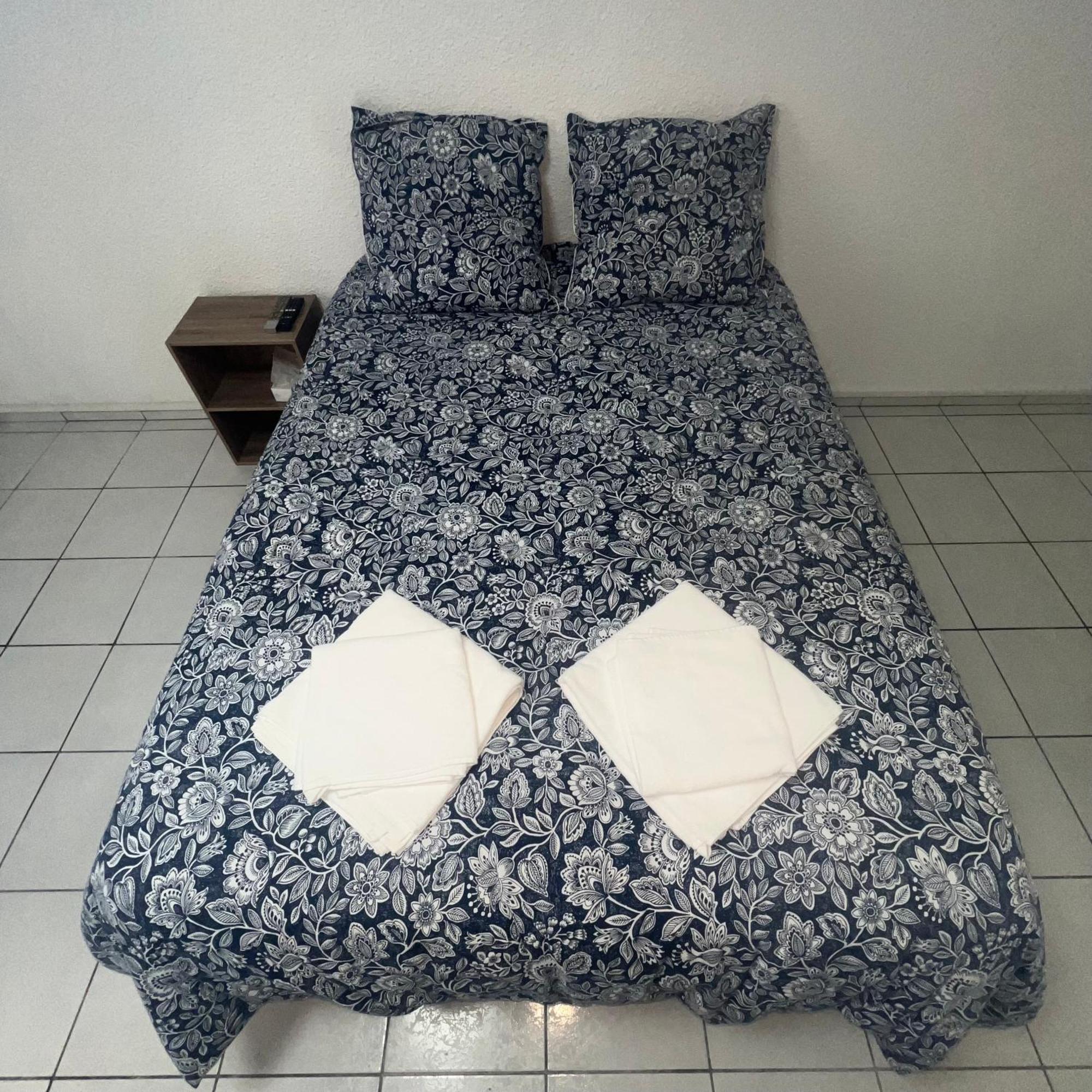 Studio Tapisvert St Charles Canebiere Vieux Port Marsilya Dış mekan fotoğraf